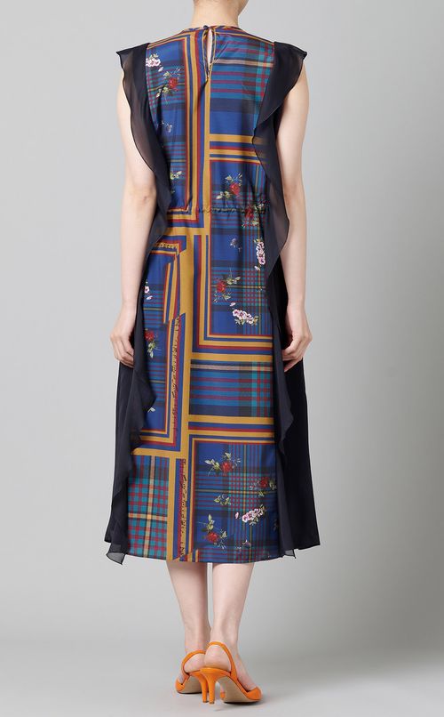 フラワープリントプリーツワンピース