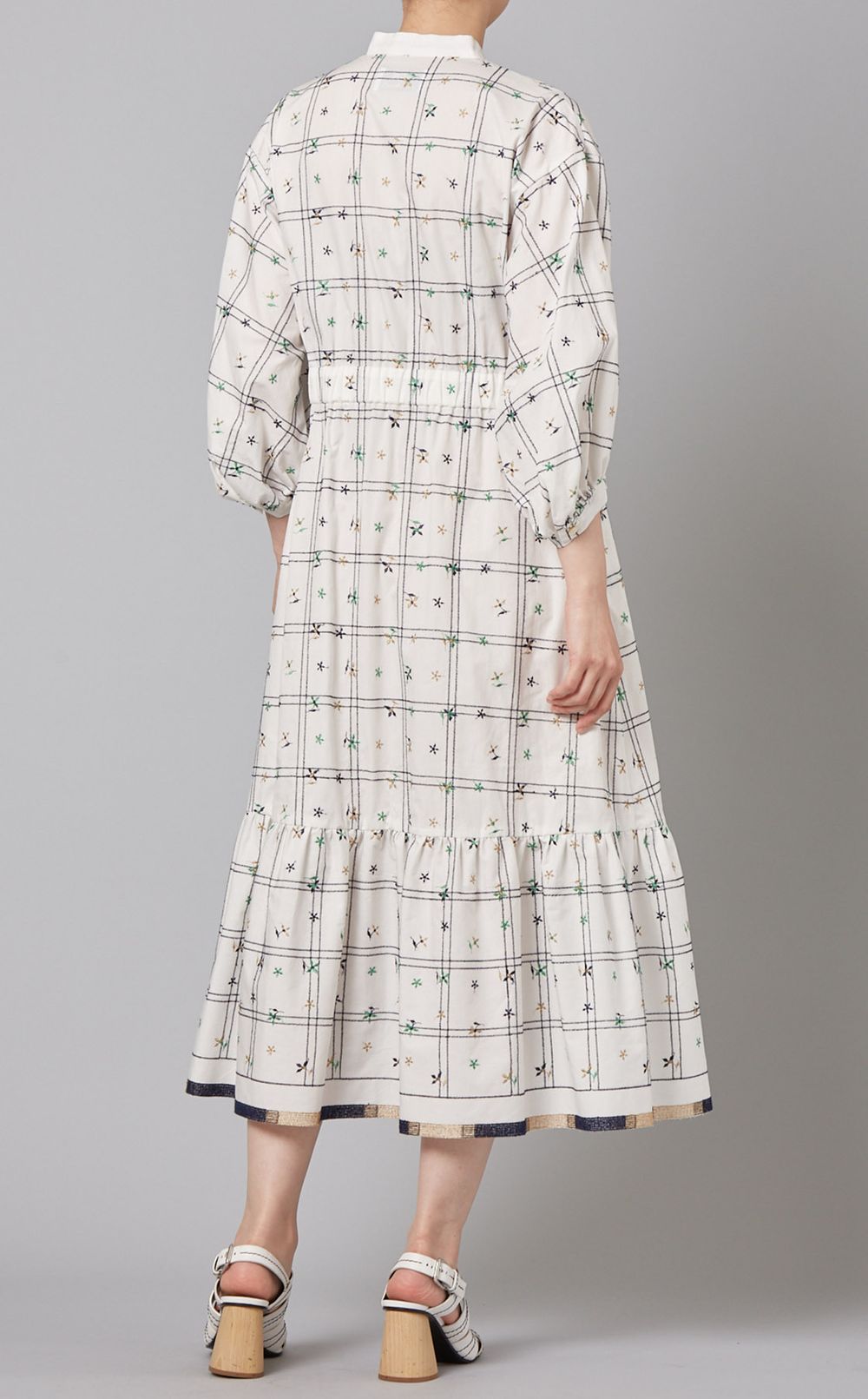 刺繍ティアードワンピース