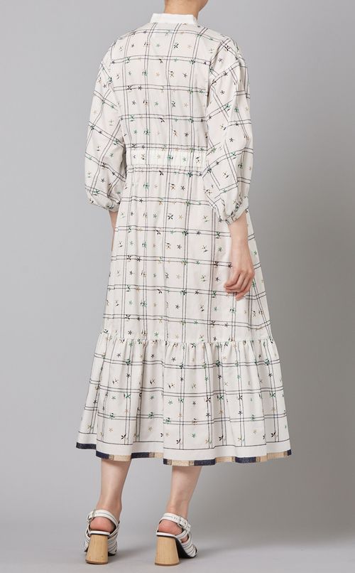 刺繍ティアードワンピース