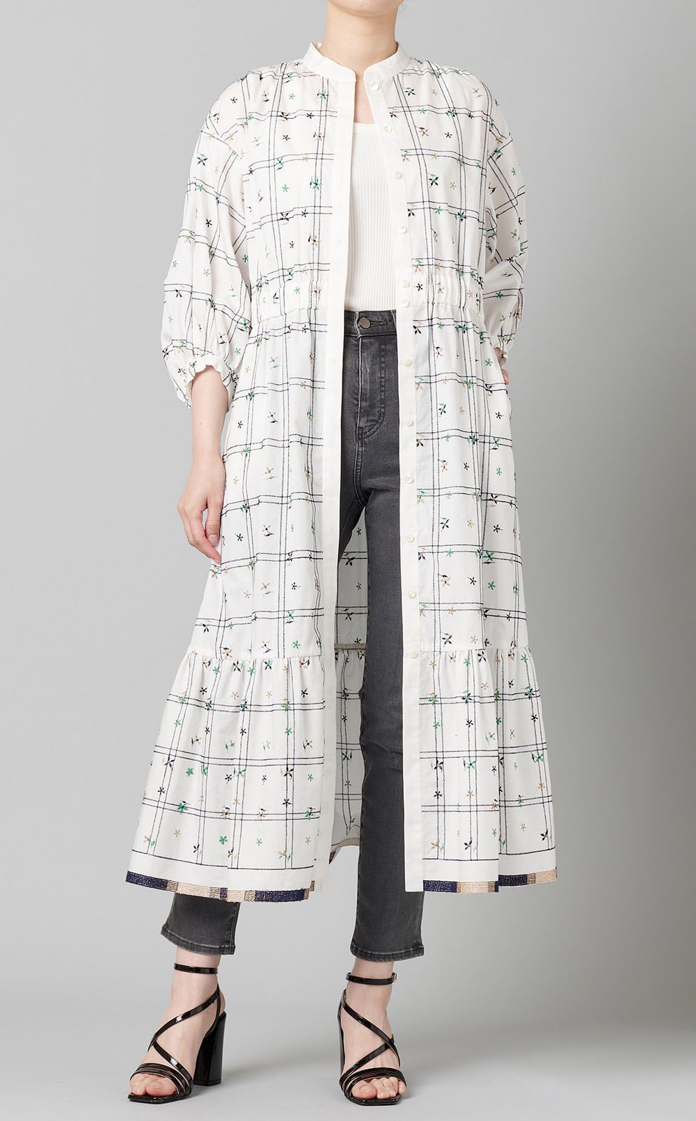 刺繍ティアードワンピース