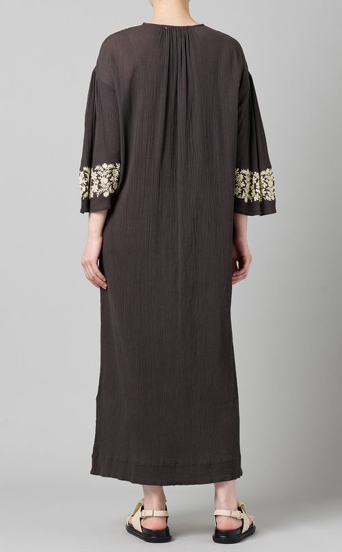 コットンエンブロイダリーワンピース