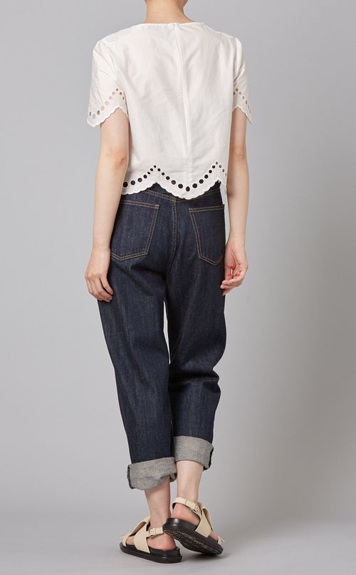 エンブロイダリーショートブラウス