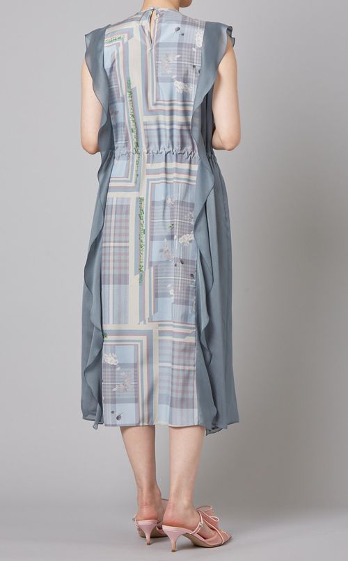 フラワープリントプリーツワンピース