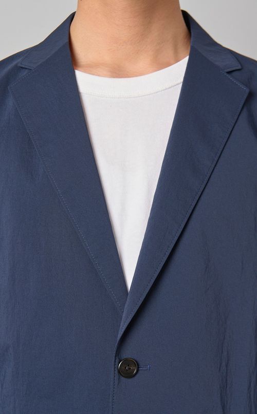 ナイロンテクスチャージャケット