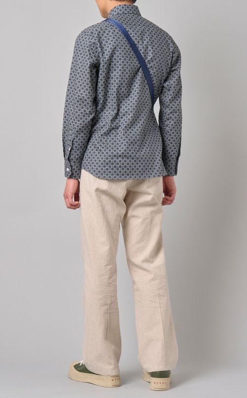 クロスボディポーチ