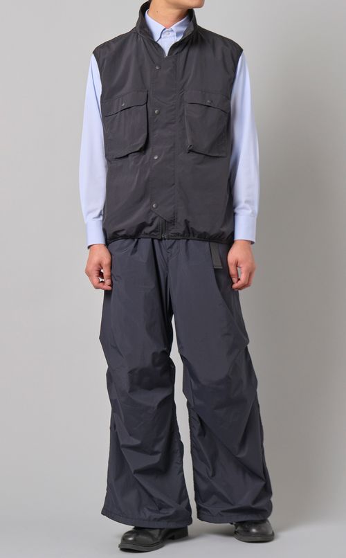 ナイロンベスト