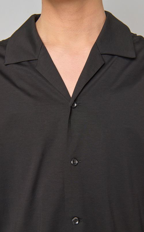 オーバーサイズオープンカラーシャツ