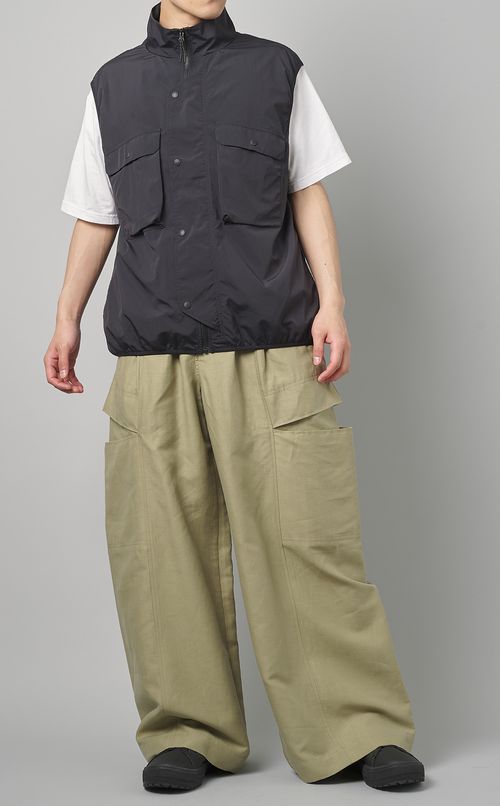 ナイロンベスト