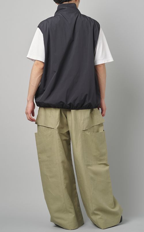 ナイロンベスト