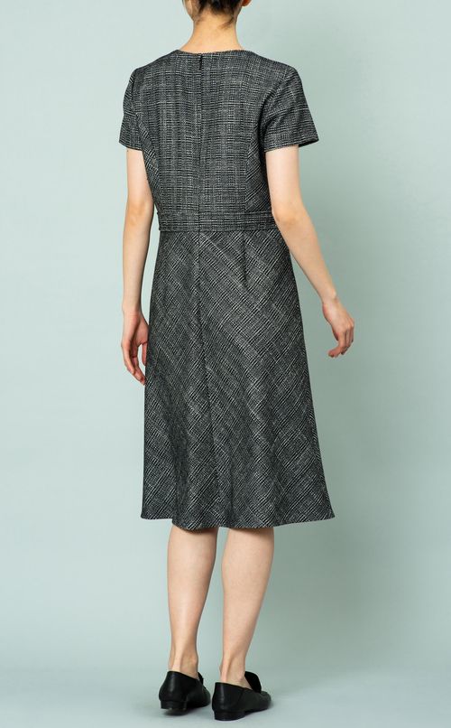 チェックツイードワンピース