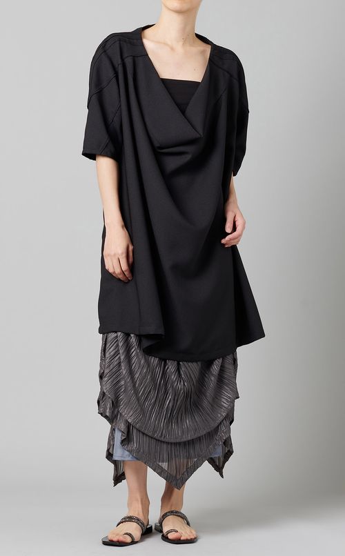 アシンメトリープリーツスカート