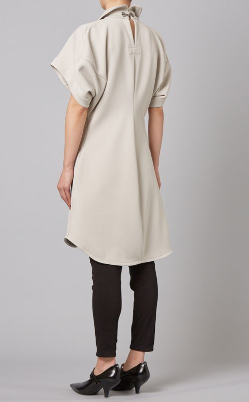 ボリュームスリーブロングシャツ