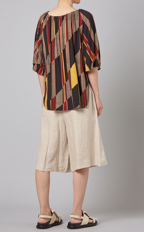 マルチプリントプリントプルオーバー