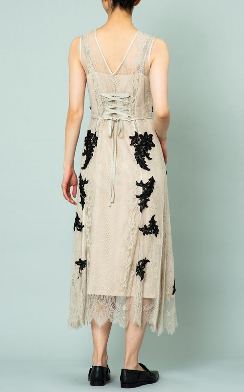 レースモチーフワンピース