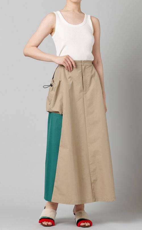 アウトポケットロングスカート