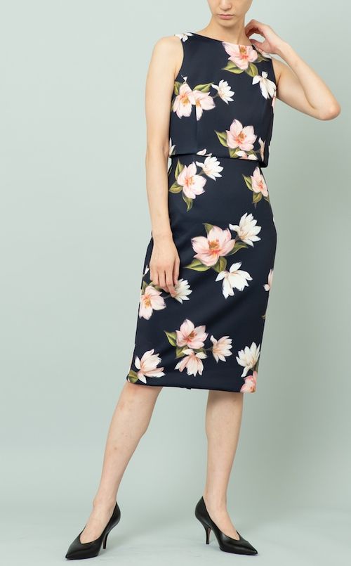 フラワープリントタイトワンピース