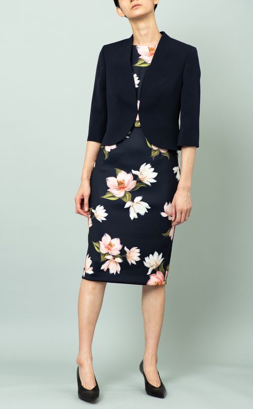 フラワープリントタイトワンピース