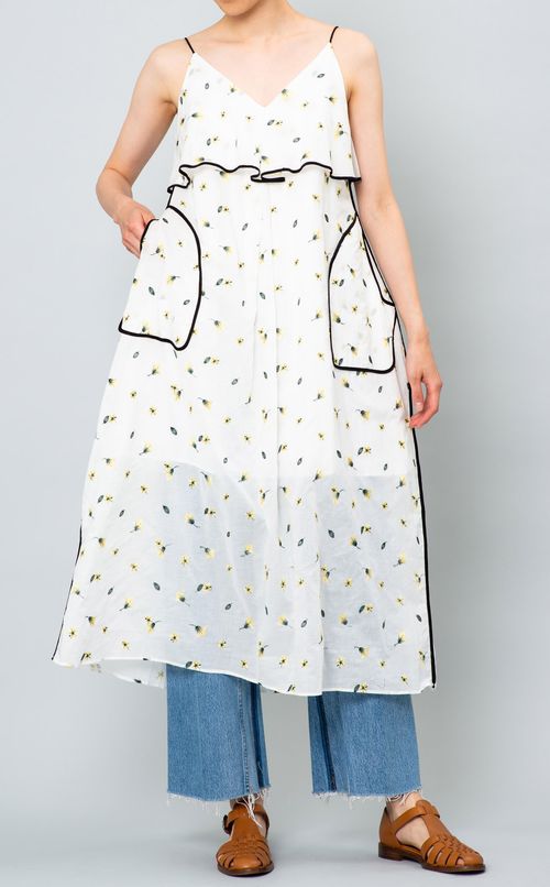 フラワー刺繍キャミソールワンピース