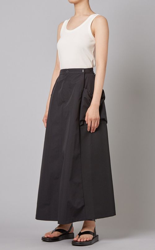 アウトポケットロングスカート