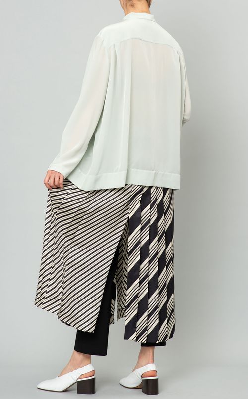 シルクボウタイフレアブラウス