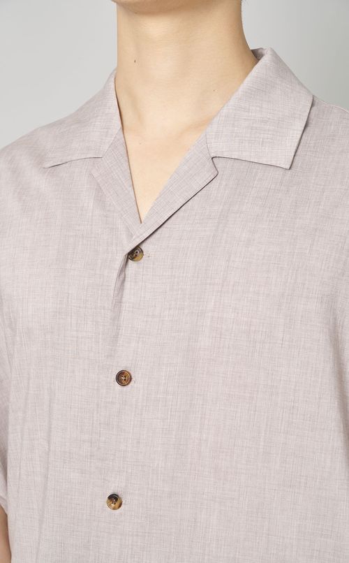 オープンカラーシャツ