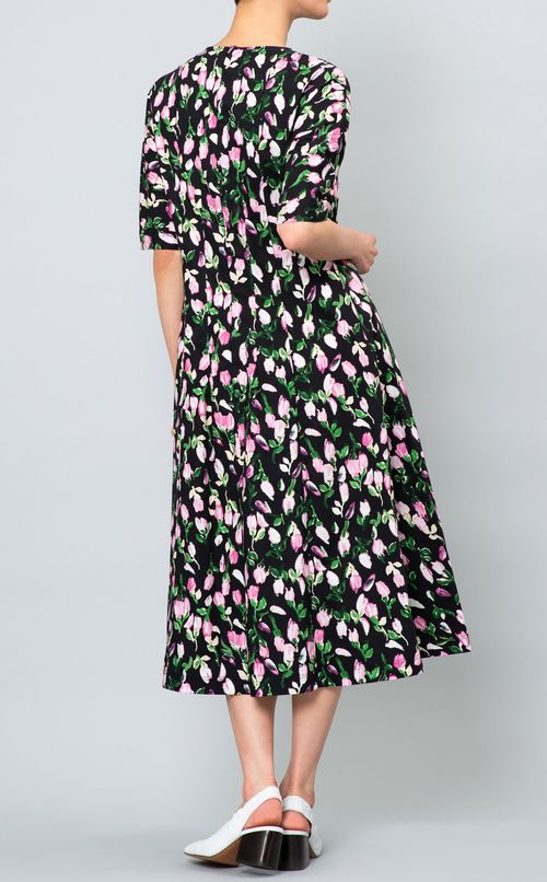 ネックリボンプリントワンピース