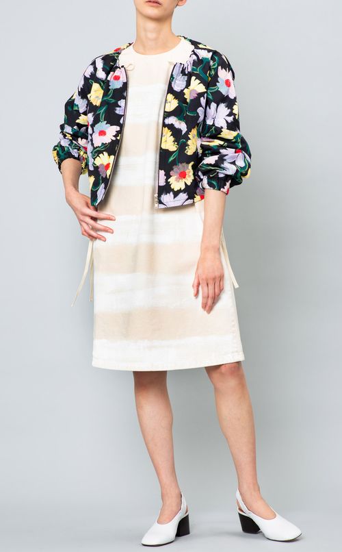 ネックギャザーノーカラージャケット