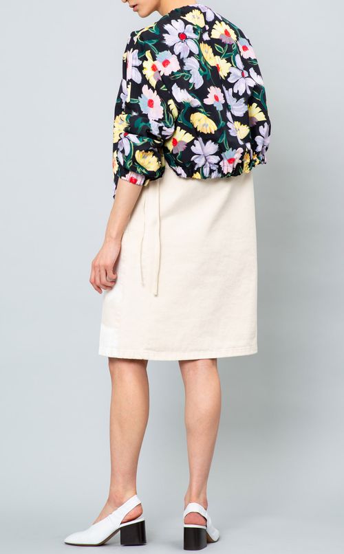 ネックギャザーノーカラージャケット