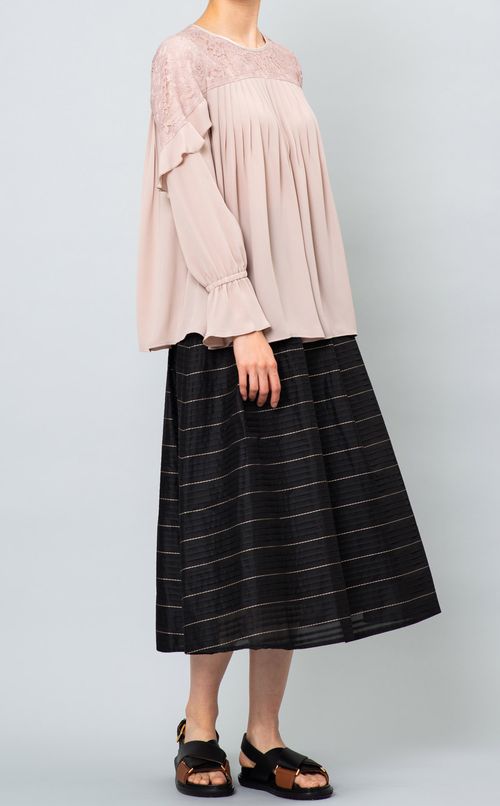 ヨークレースタックブラウス