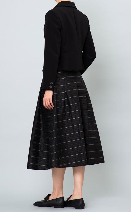 タックボーダーミディスカート