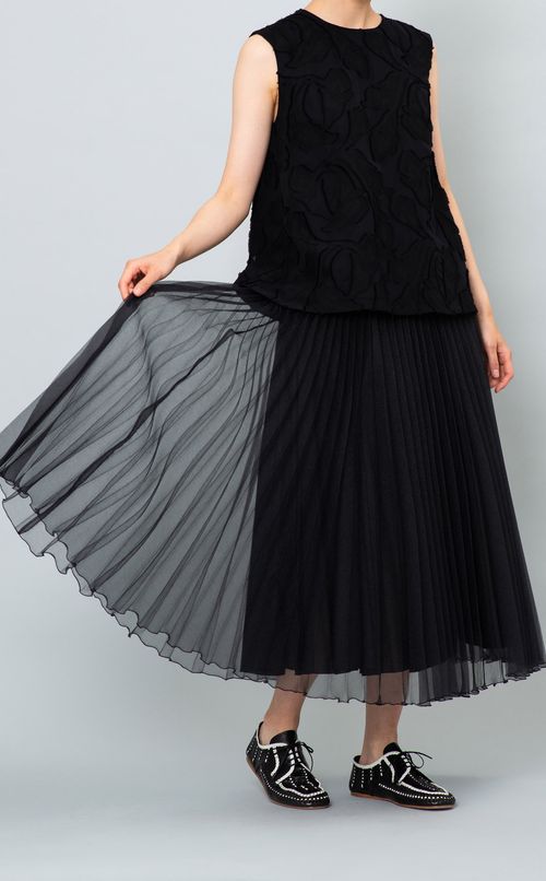 サークルプリーツミディスカート