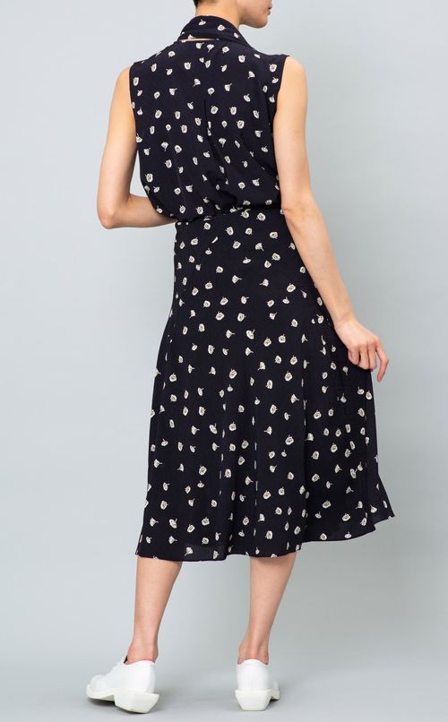 フラワープリントミディスカート