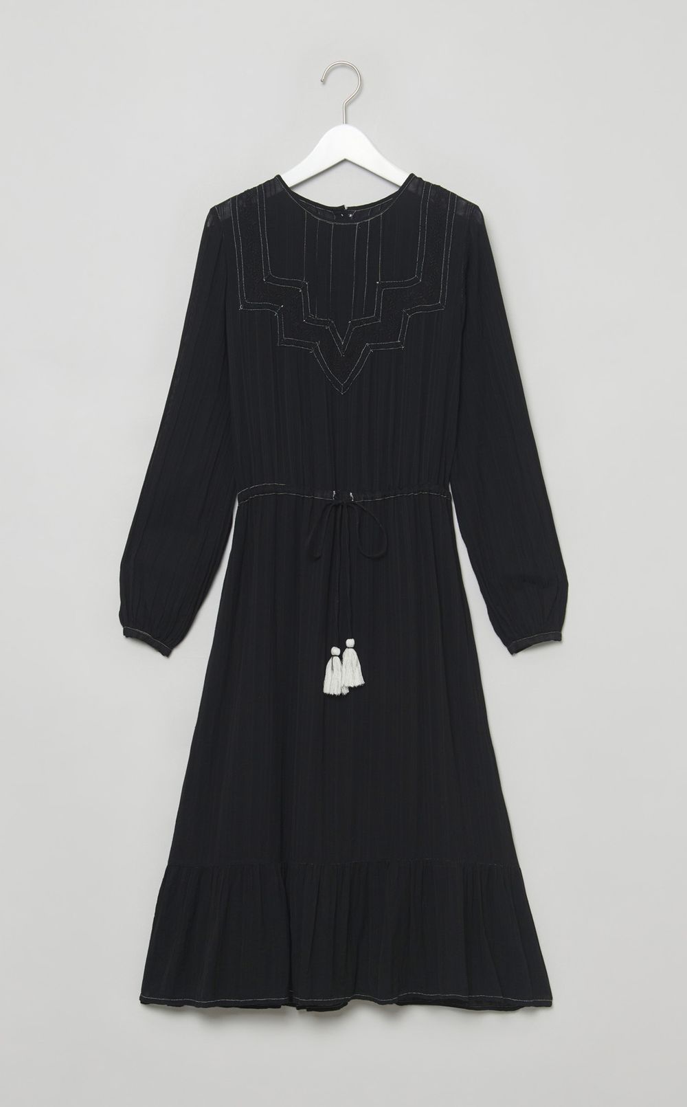 【reADdress】フロント刺繍フレアワンピース