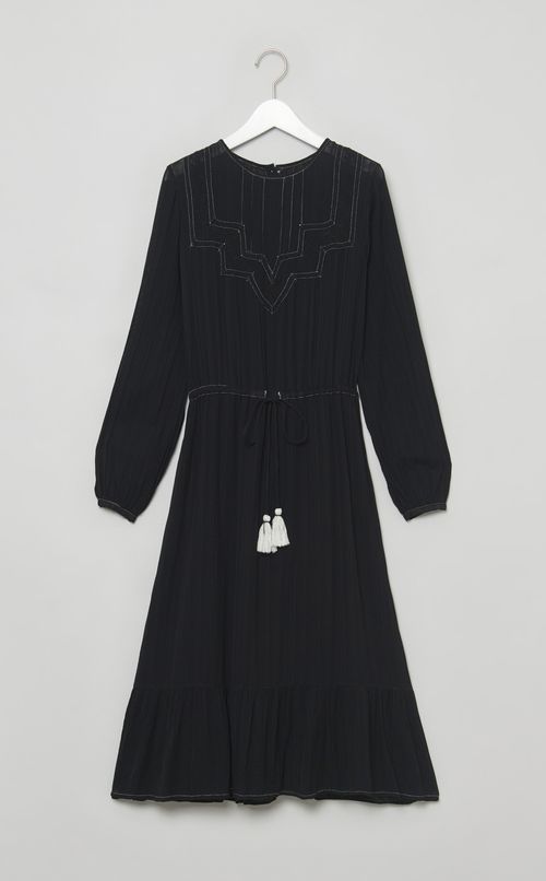 【reADdress】フロント刺繍フレアワンピース