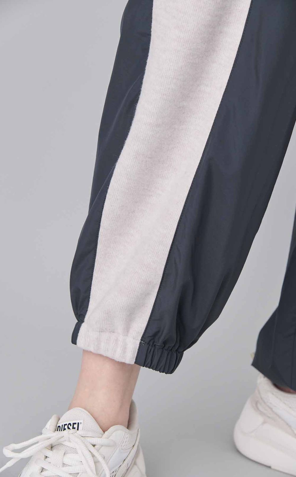 【roop】TRACK PANTS