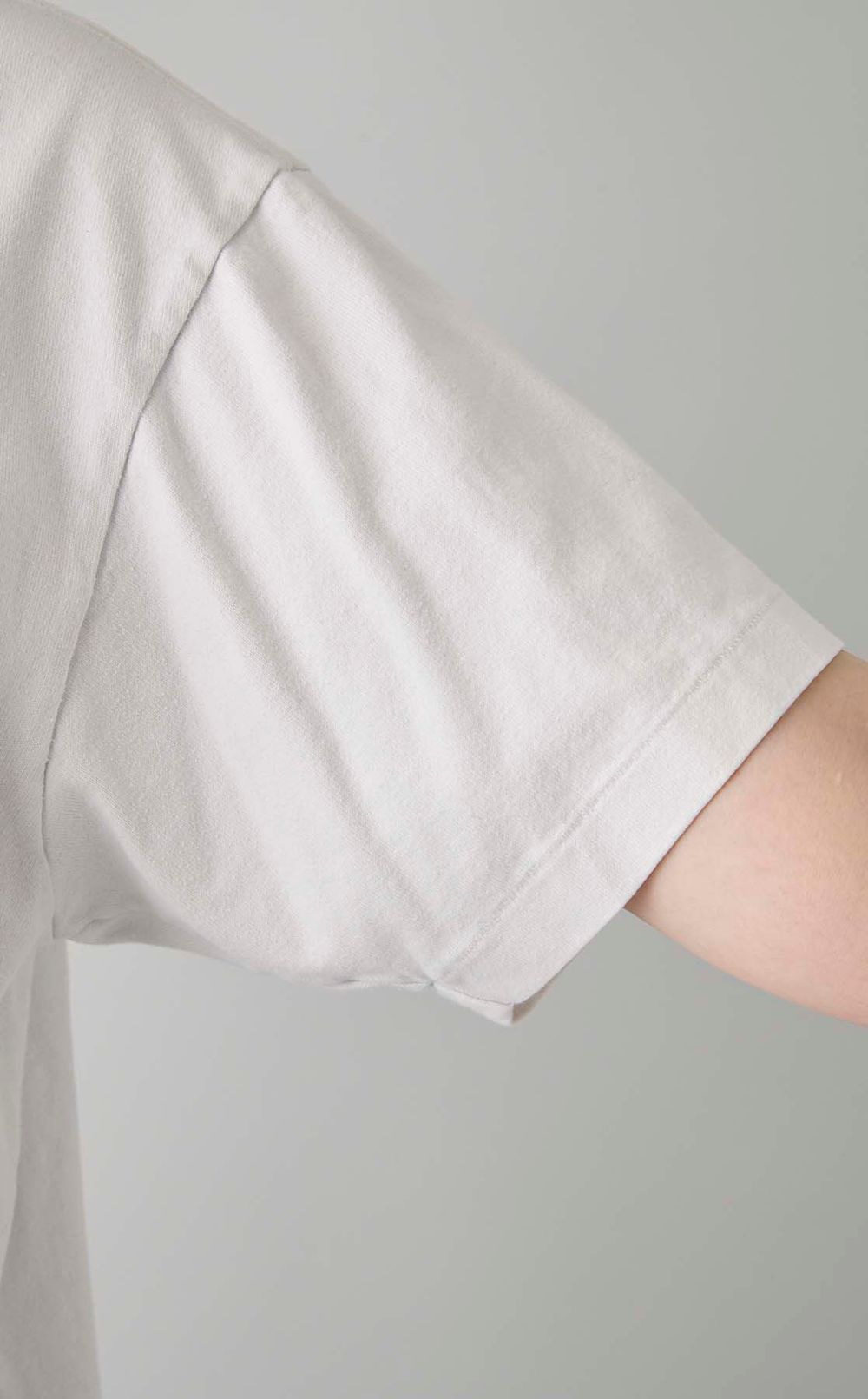 【roop】planet T-shirt