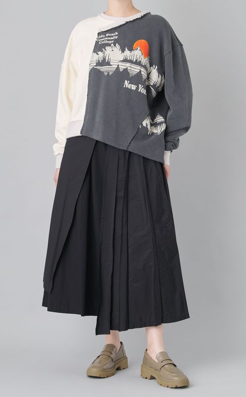 【roop】ASYMMETRY SWEAT