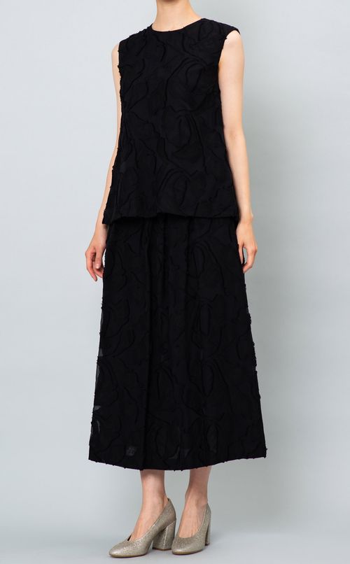 カットジャガードノースリーブブラウス