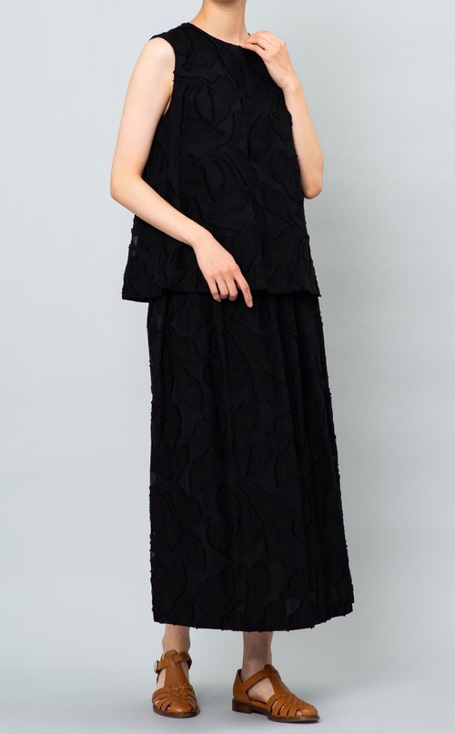 カットジャガードノースリーブブラウス