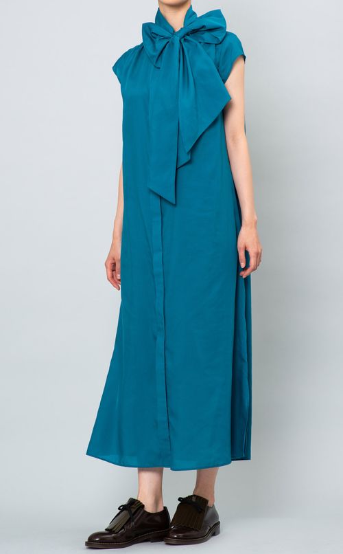 フレンチスリーブボウワンピース