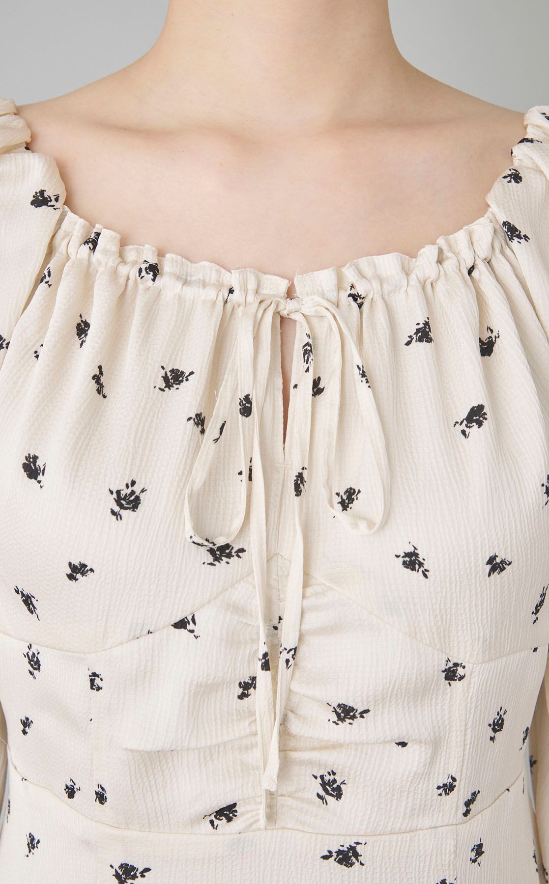 FRAY I.D｜クレープサテンプリントワンピース