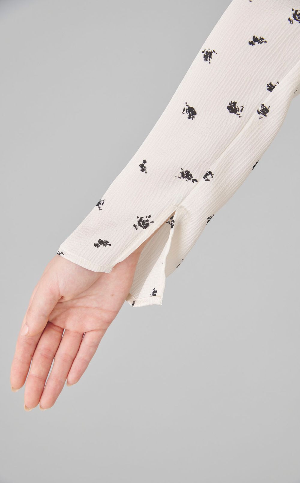 クレープサテンプリントワンピース