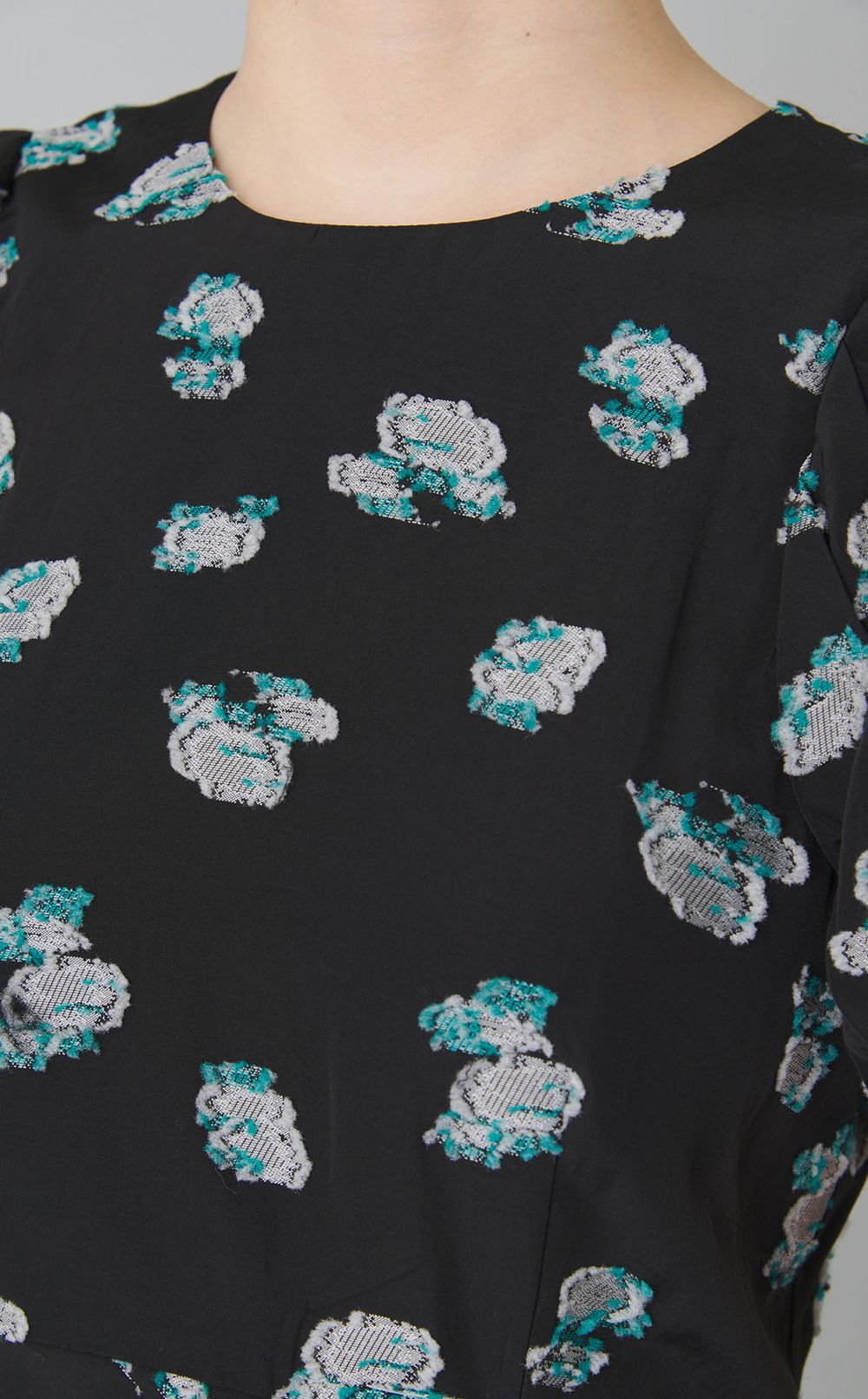 ジャガードパフスリーブワンピース