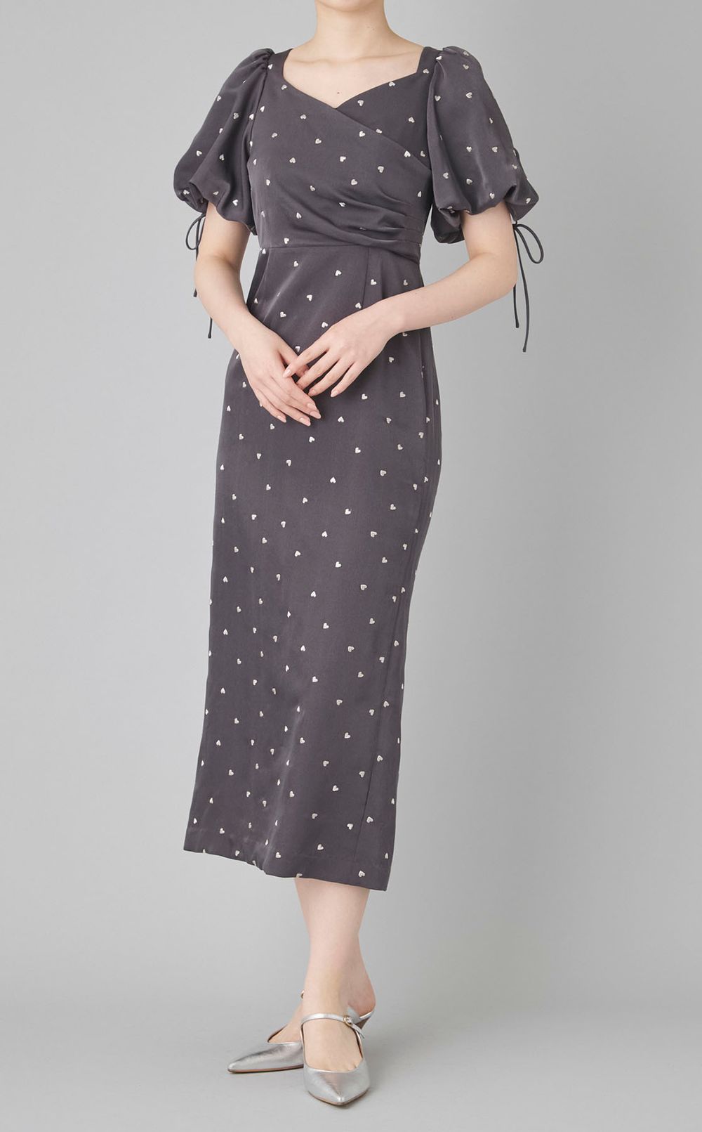 ハートエンブロイダリーワンピース