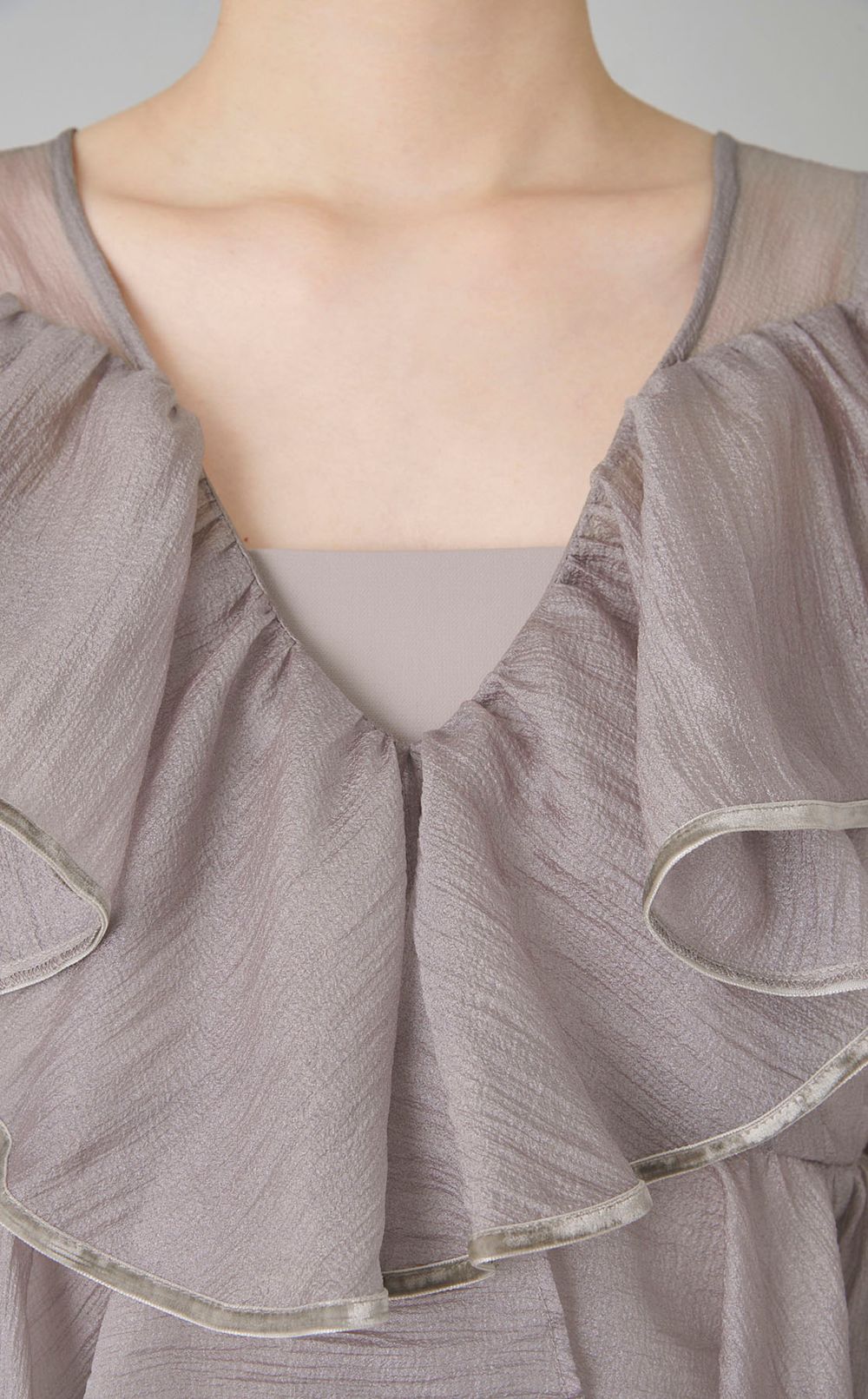 ラッフルボレロキャミソールワンピース