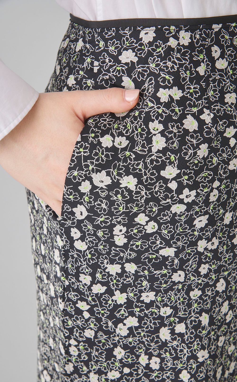 レジェフラワーマーメイドスカート