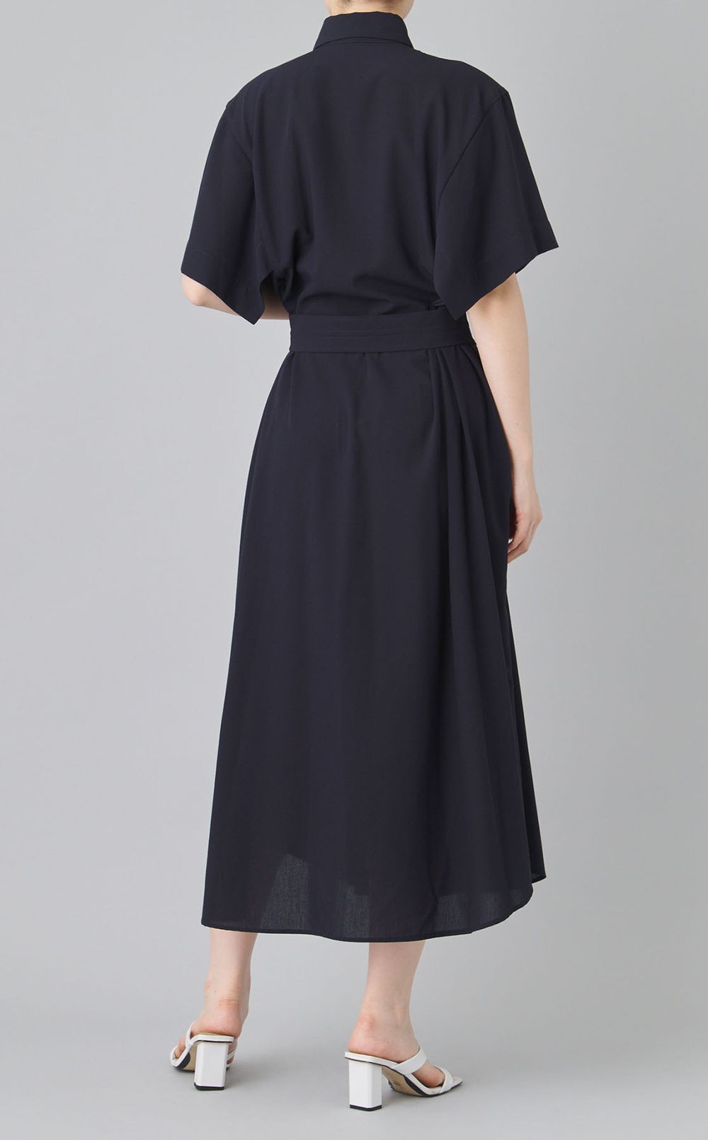 スクエアスリーブドレス