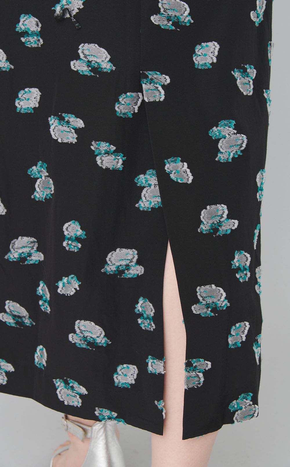 ジャガードパフスリーブワンピース