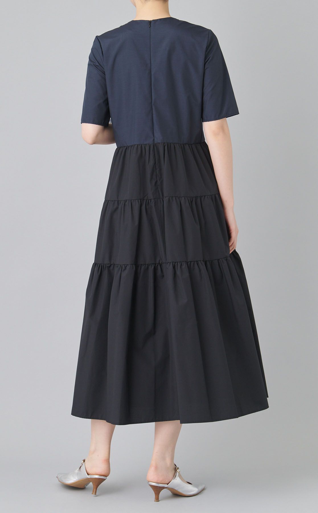 hue DAY TO EVENING(ヒュー・デイ・トゥ・イブニング)のレンタル