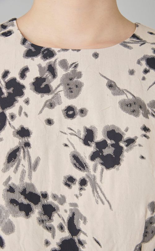 ジャガードパフスリーブワンピース